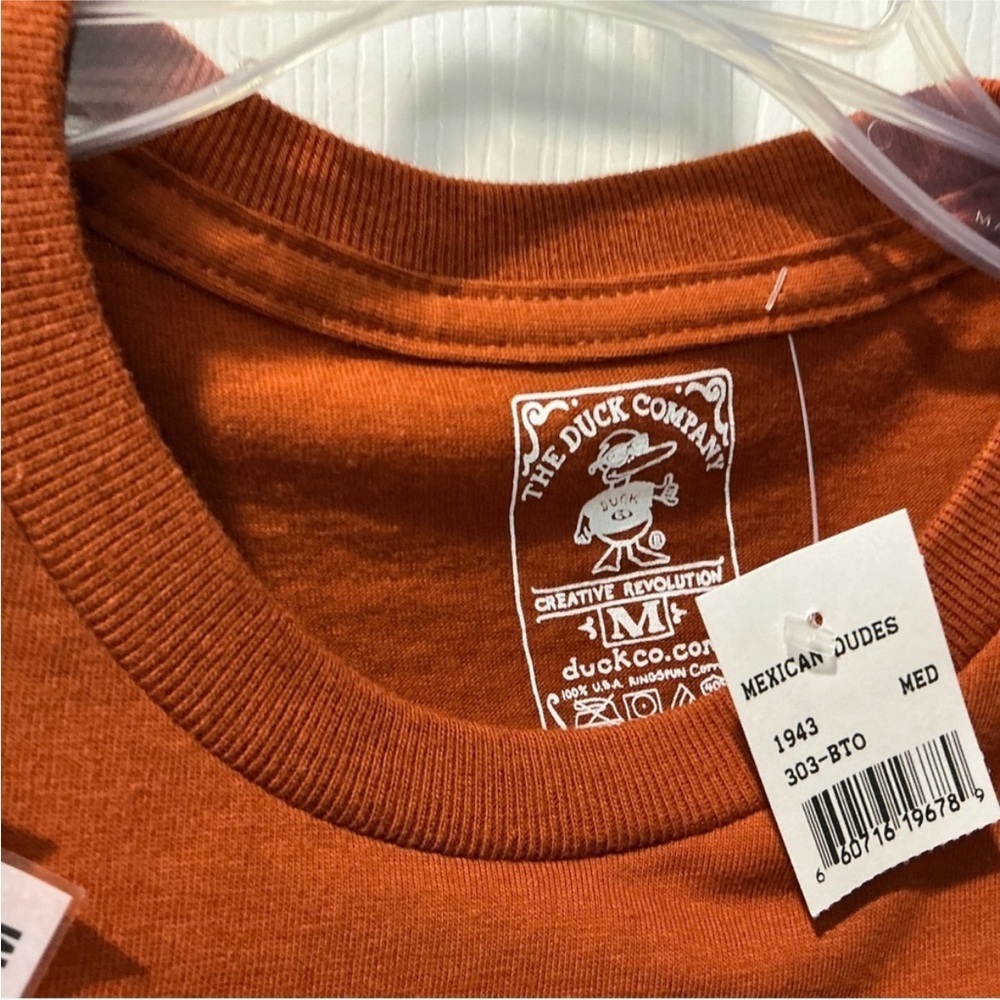 Arizona Jean Company Brown Short Sleeve Tee with Cartoon Graphics - Picture 2 of 3